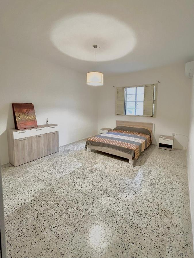 Camag Apartment - Very Close To Airport บีร์เซบบูจา ภายนอก รูปภาพ
